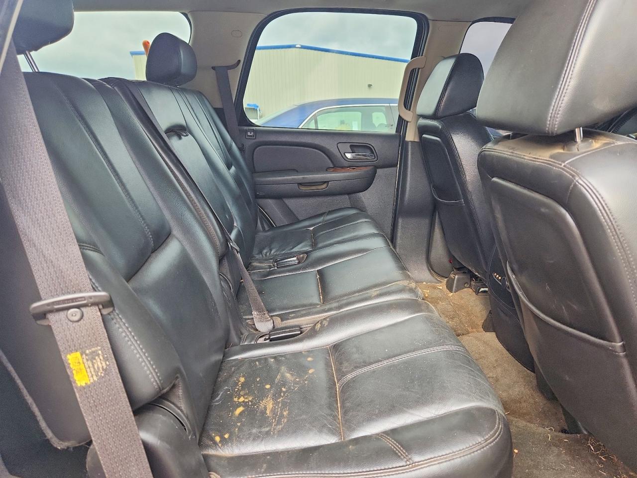 2007 Gmc Yukon Beige vin: 1GKFC13J37R143093