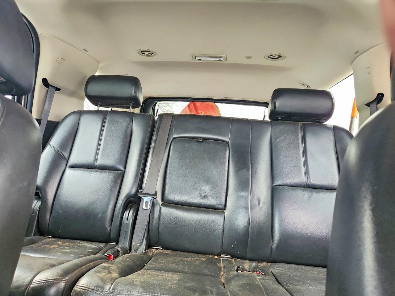 2007 Gmc Yukon Beige vin: 1GKFC13J37R143093