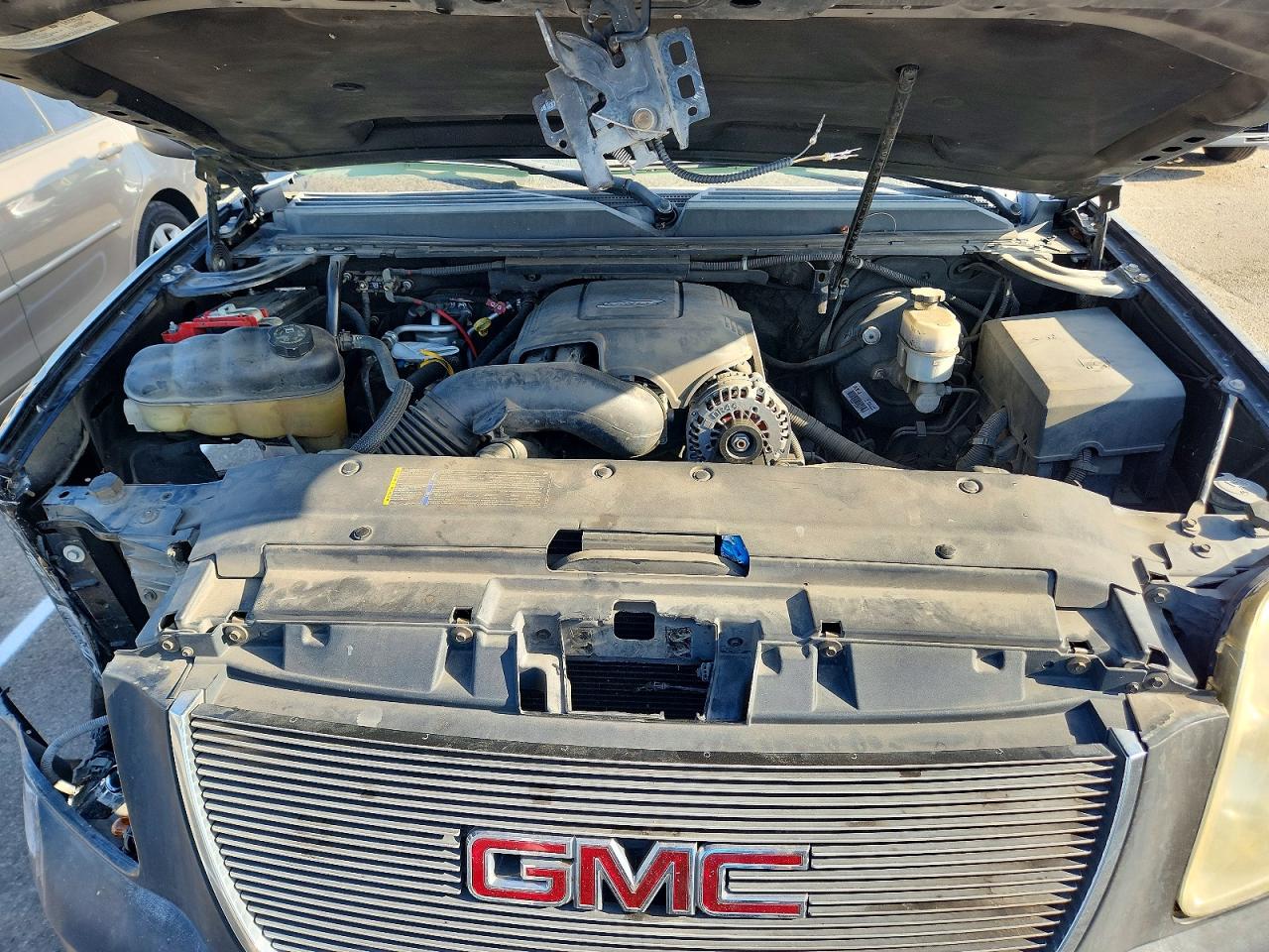 2007 Gmc Yukon Черный vin: 1GKFC13J37R173632