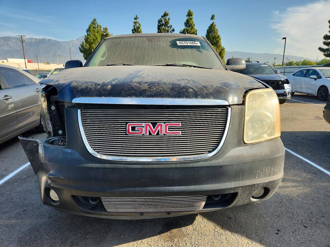 2007 Gmc Yukon Черный vin: 1GKFC13J37R173632