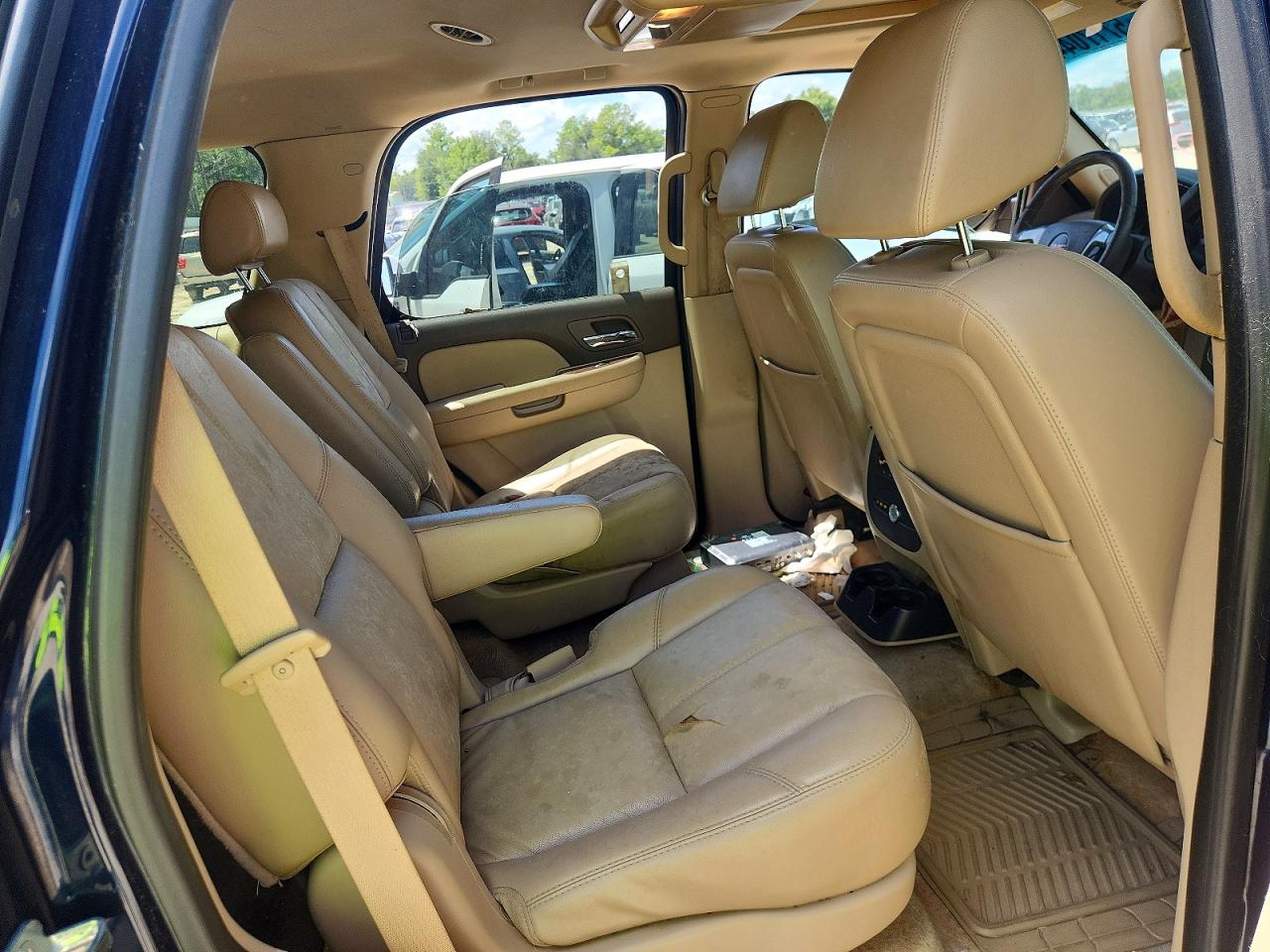 2007 Gmc Yukon Blue vin: 1GKFC13J37R371899