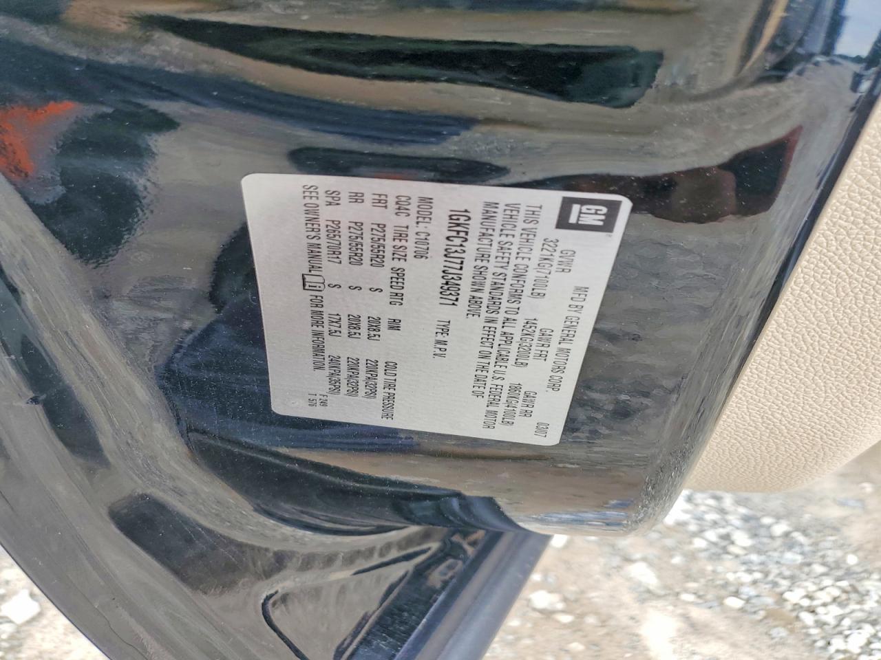2007 Gmc Yukon Black vin: 1GKFC13J77J349371