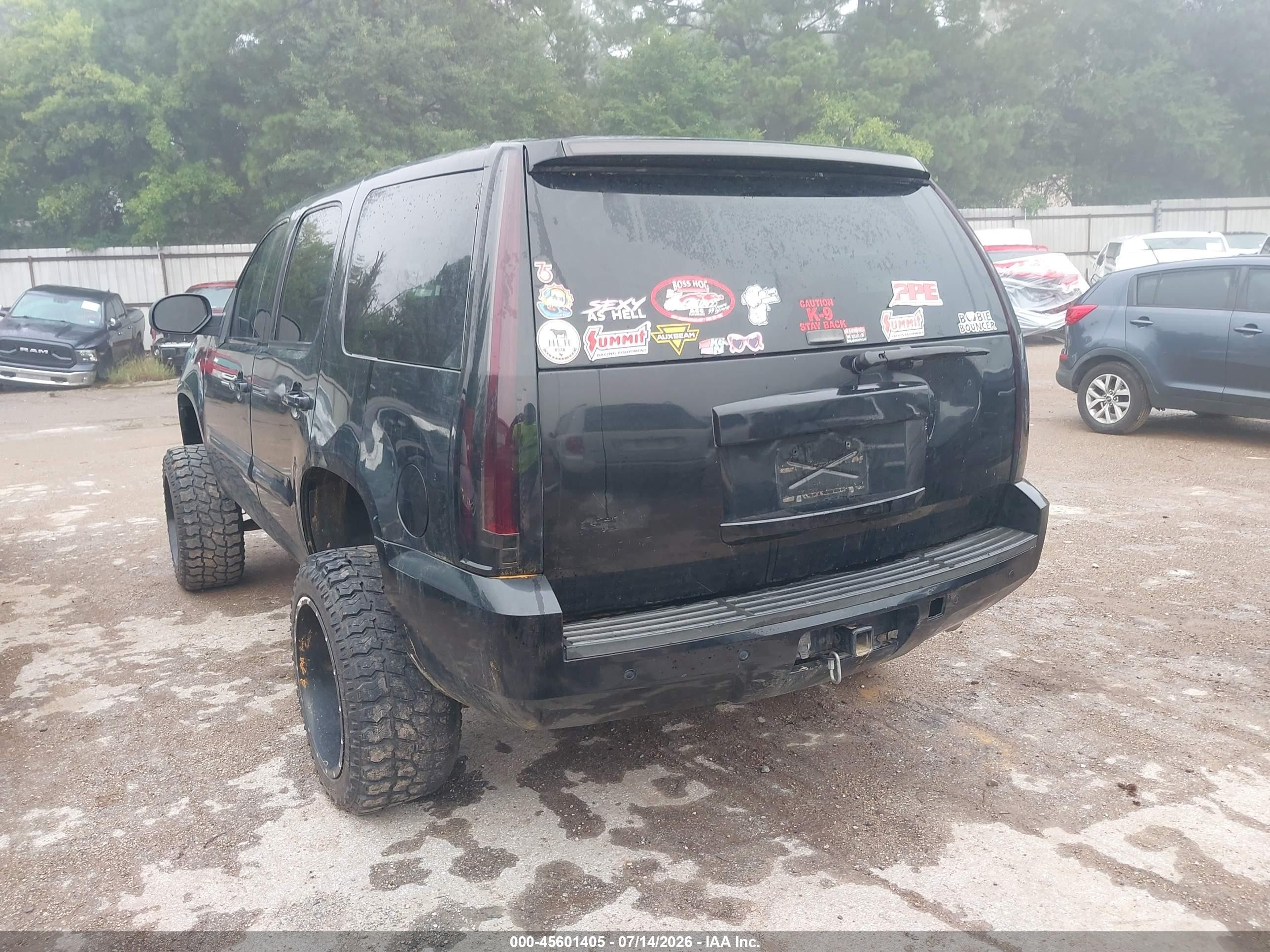 2008 Gmc Yukon Sle Black vin: 1GKFC13J88R119020