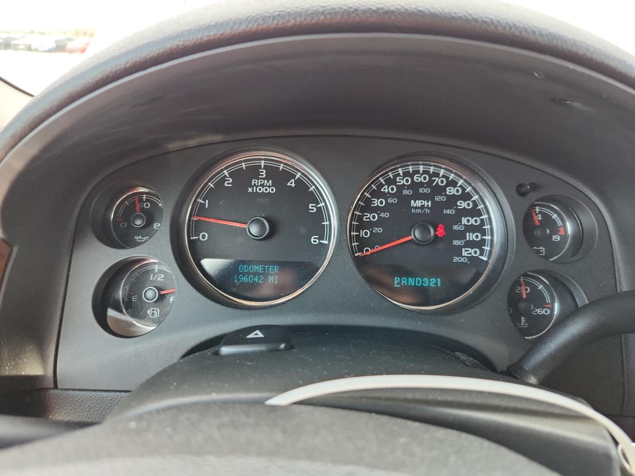 2007 Gmc Yukon Gray vin: 1GKFC13J97R132079