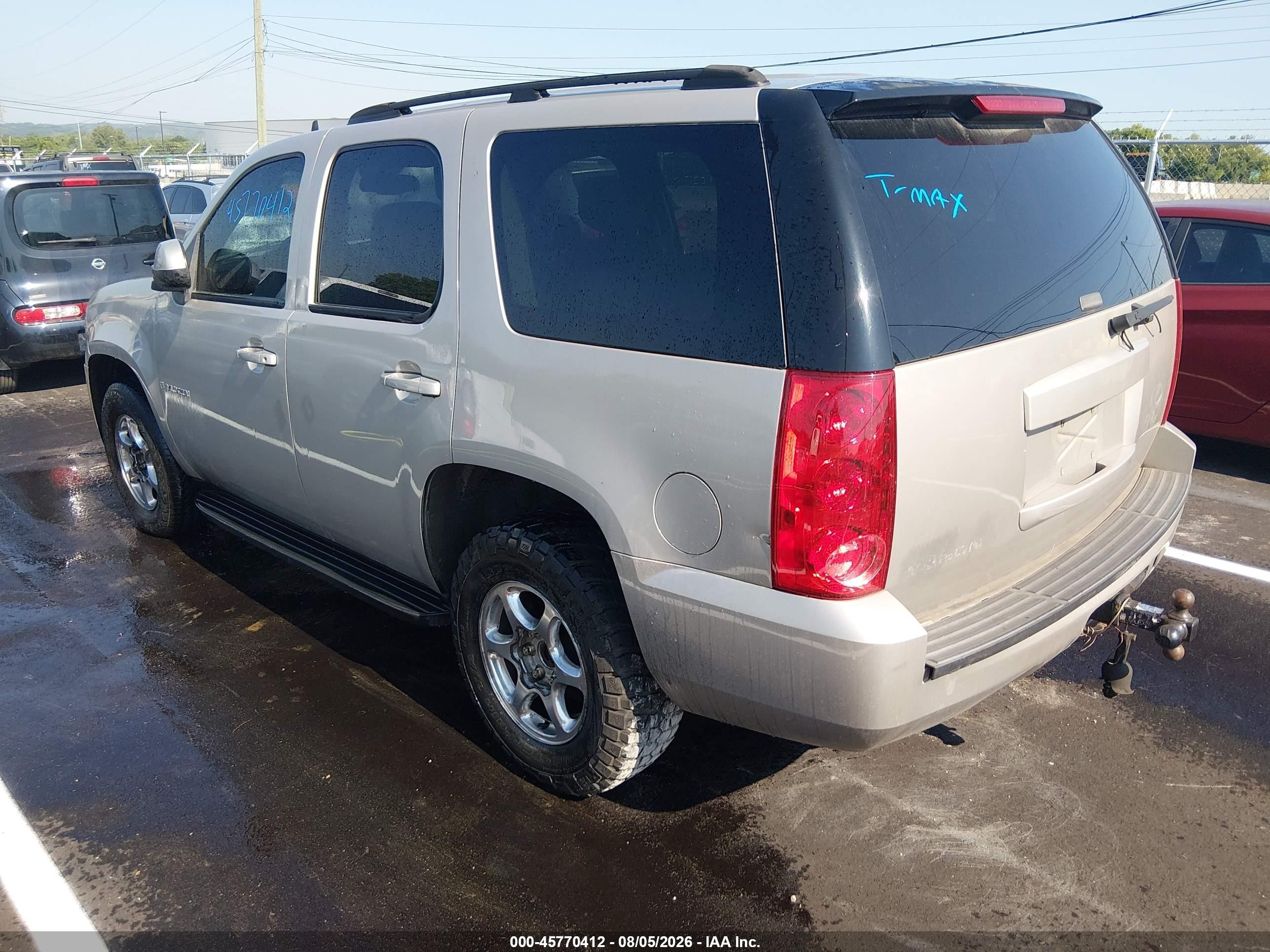 2007 Gmc Yukon Commercial White vin: 1GKFC13J97R214376