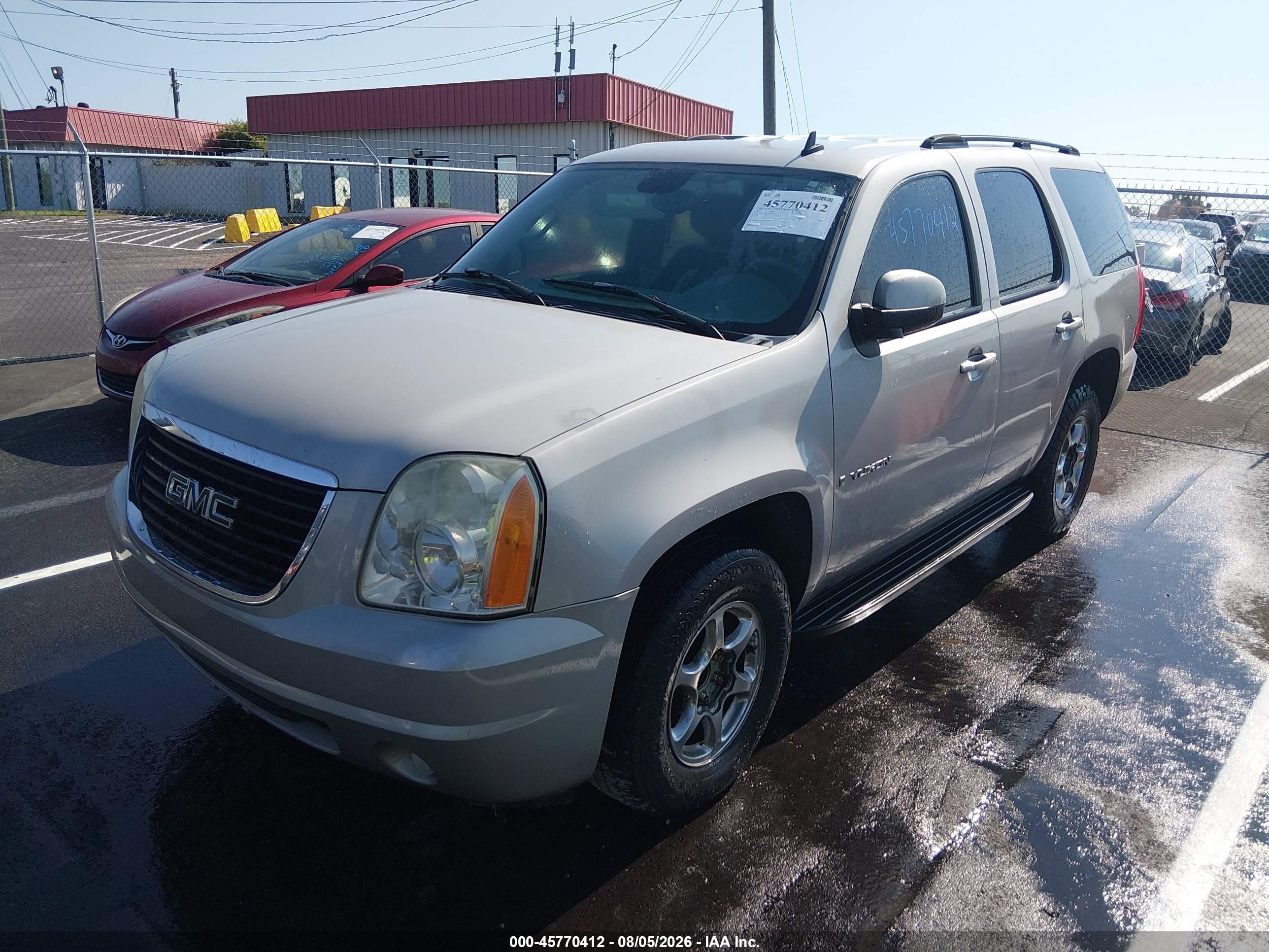 2007 Gmc Yukon Commercial White vin: 1GKFC13J97R214376