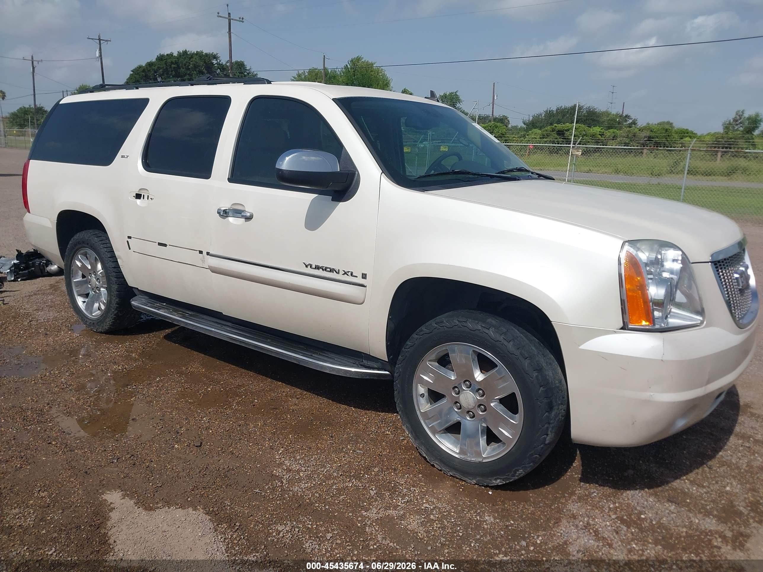 2008 Gmc Yukon Xl 1500 Slt White vin: 1GKFC16008R268203