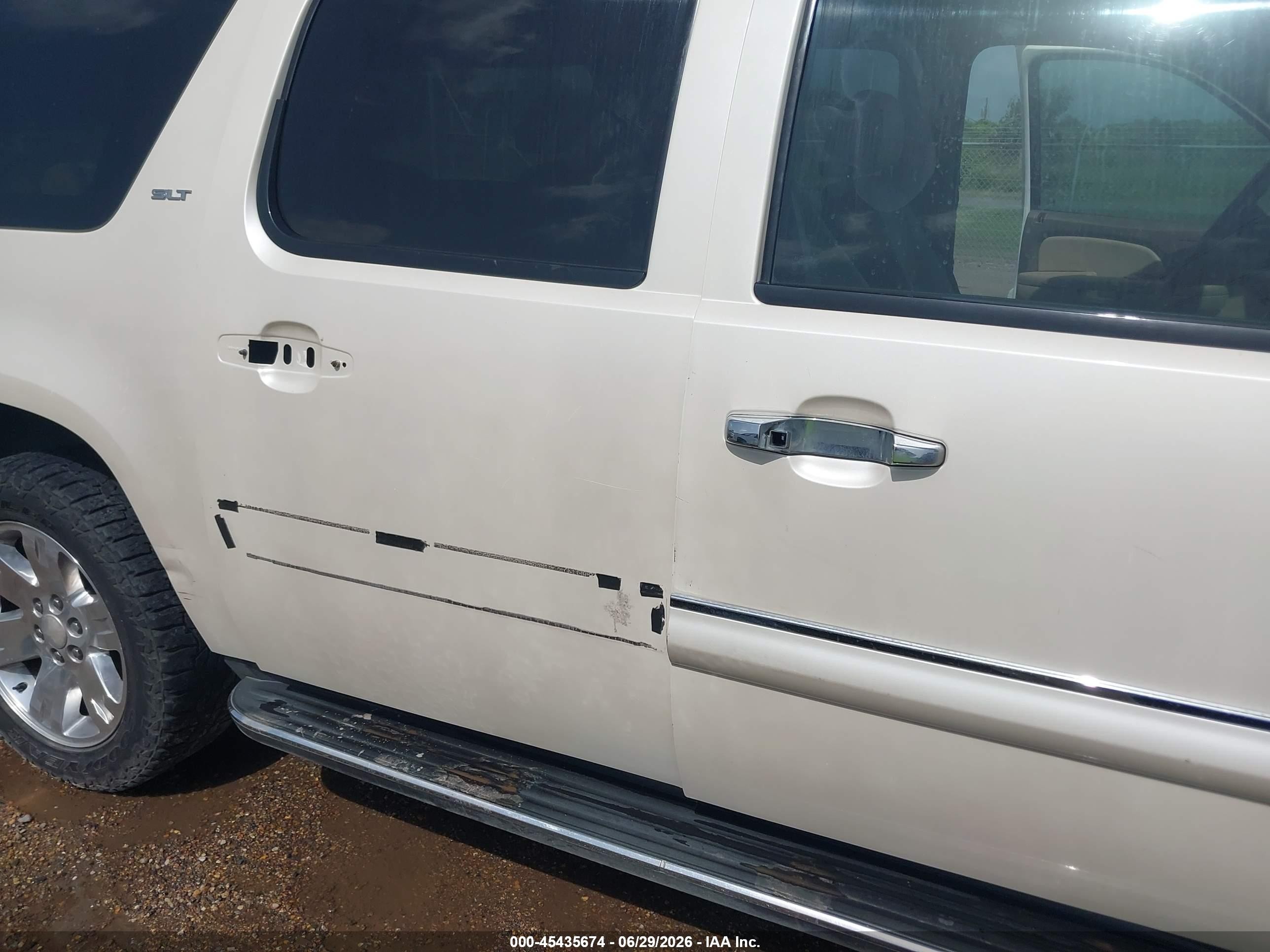 2008 Gmc Yukon Xl 1500 Slt White vin: 1GKFC16008R268203