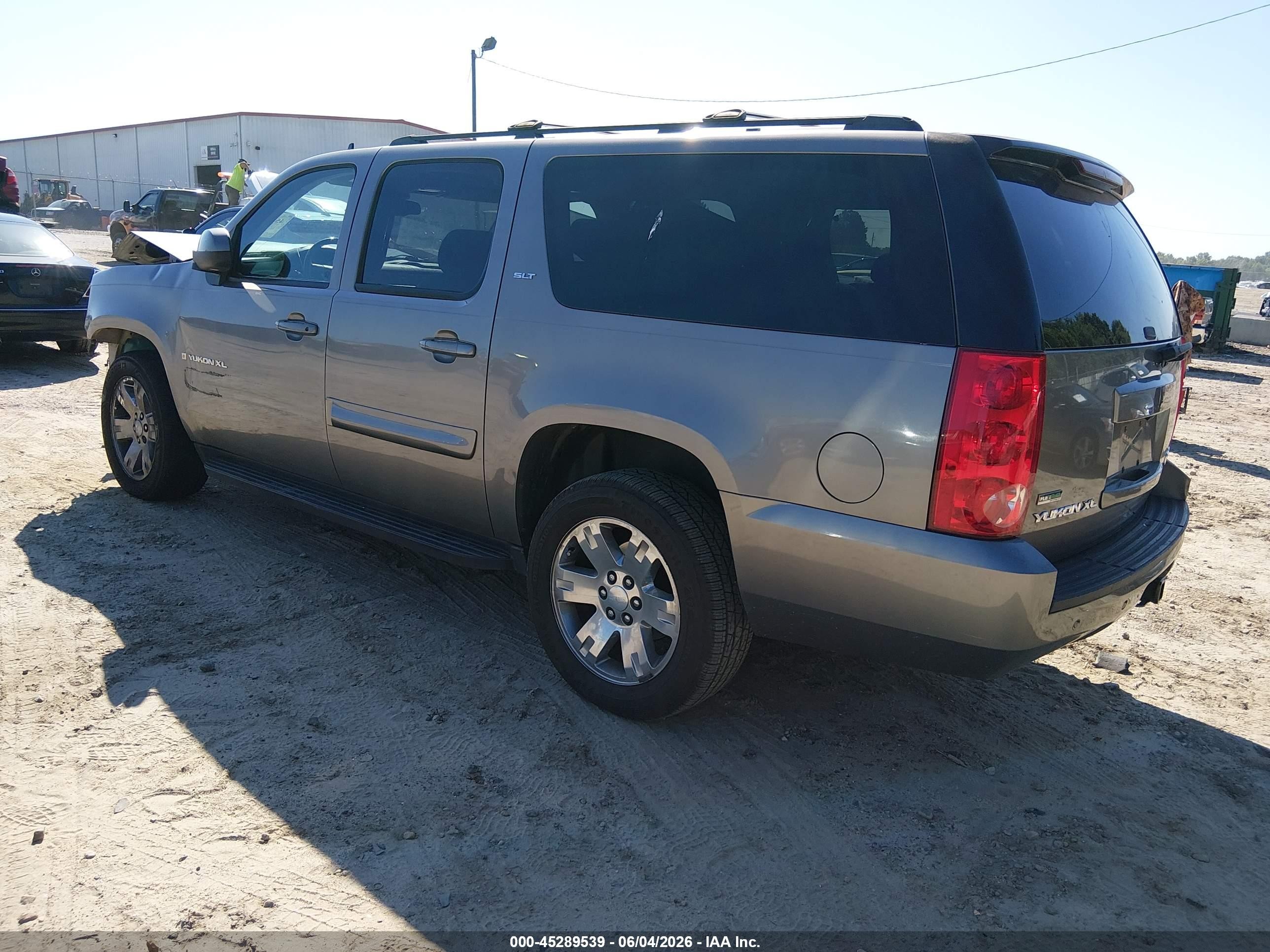 2008 Gmc Yukon Xl 1500 Slt Gray vin: 1GKFC16018R210388