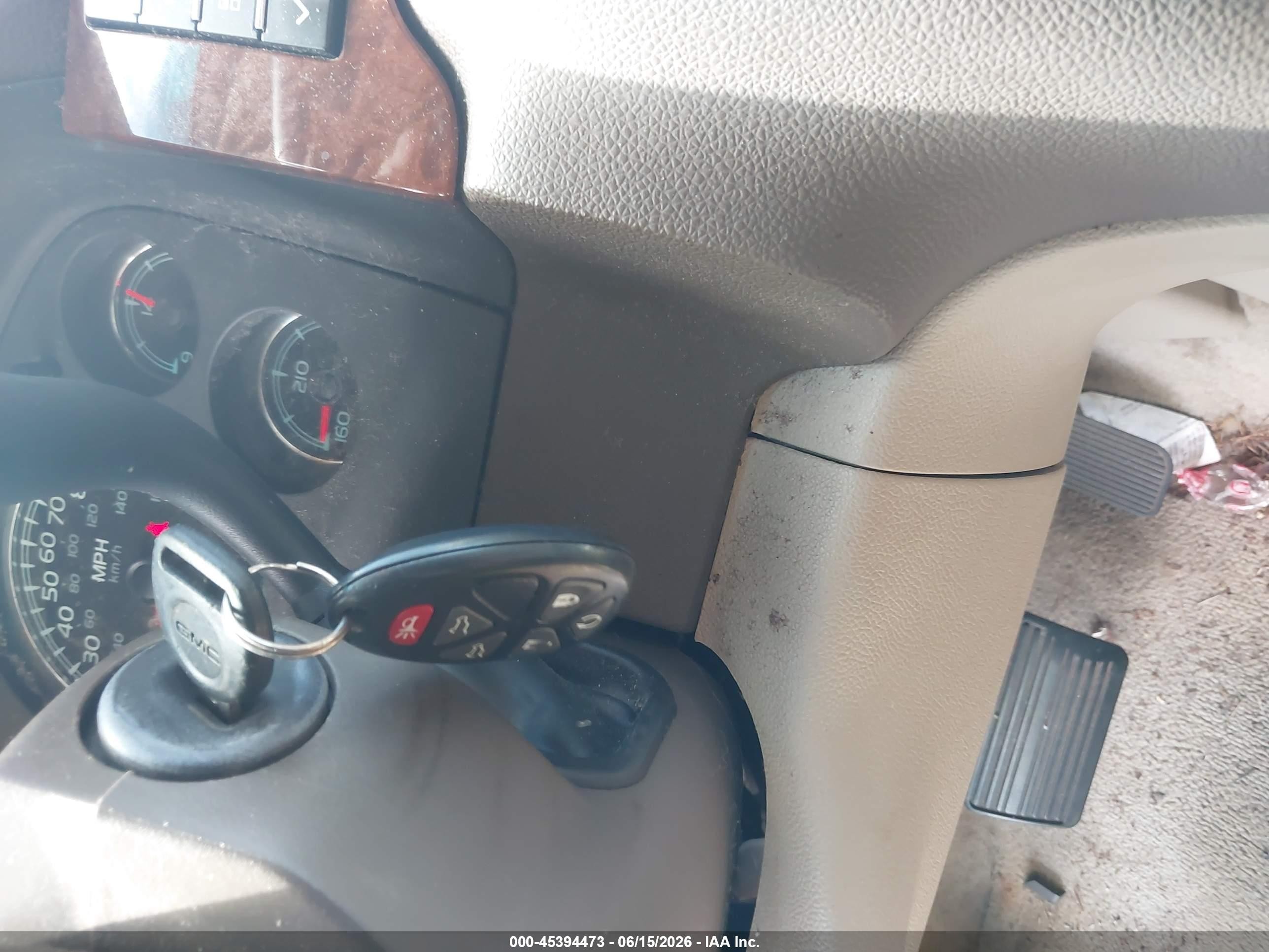 2008 Gmc Yukon Xl 1500 Slt Gold vin: 1GKFC16028R203725
