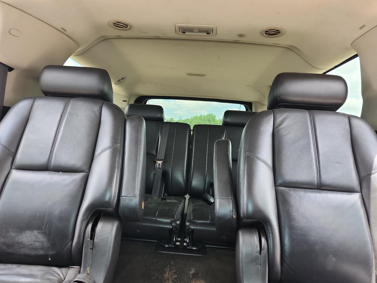 2008 Gmc Yukon Xl C1500 Beige vin: 1GKFC16058R157310