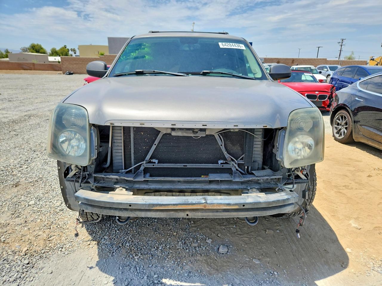 2008 Gmc Yukon Xl C1500 Серый vin: 1GKFC16098R132636