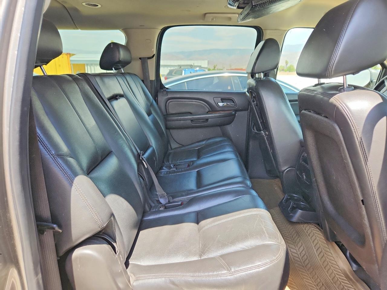 2008 Gmc Yukon Xl C1500 Серый vin: 1GKFC16098R132636