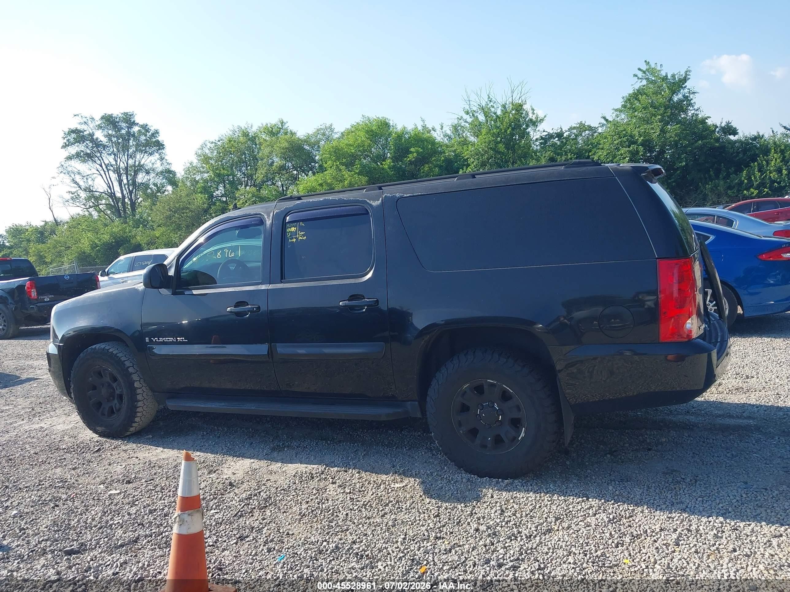 2008 Gmc Yukon Xl 1500 Sle Black vin: 1GKFC16J18J159515