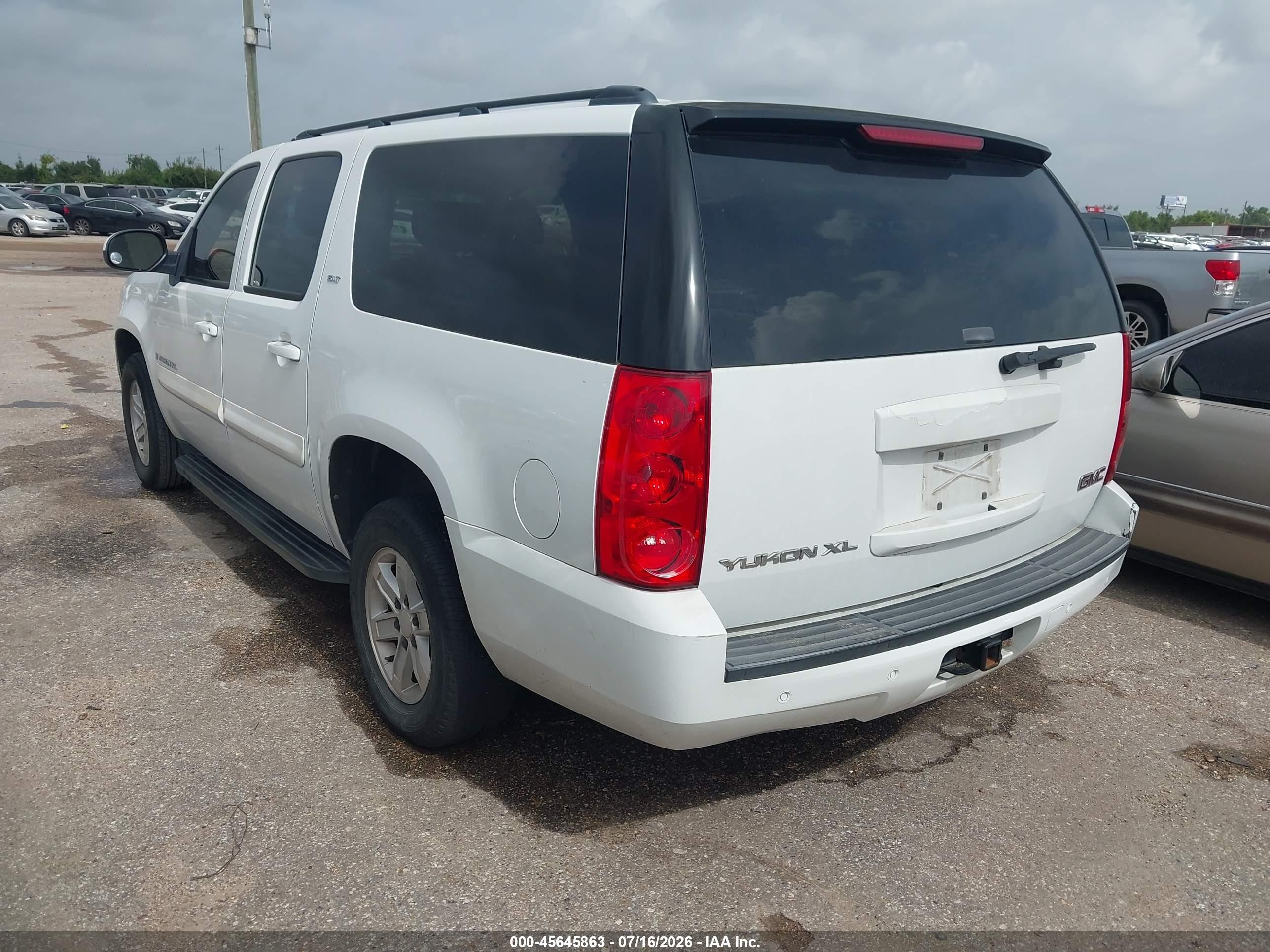 2008 Gmc Yukon Xl 1500 Slt White vin: 1GKFC16J68R228765