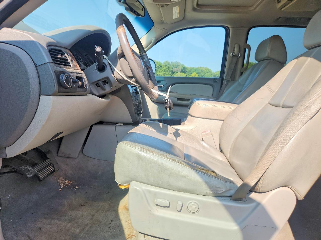 2008 Gmc Yukon Xl C1500 Gray vin: 1GKFC16J78R164736
