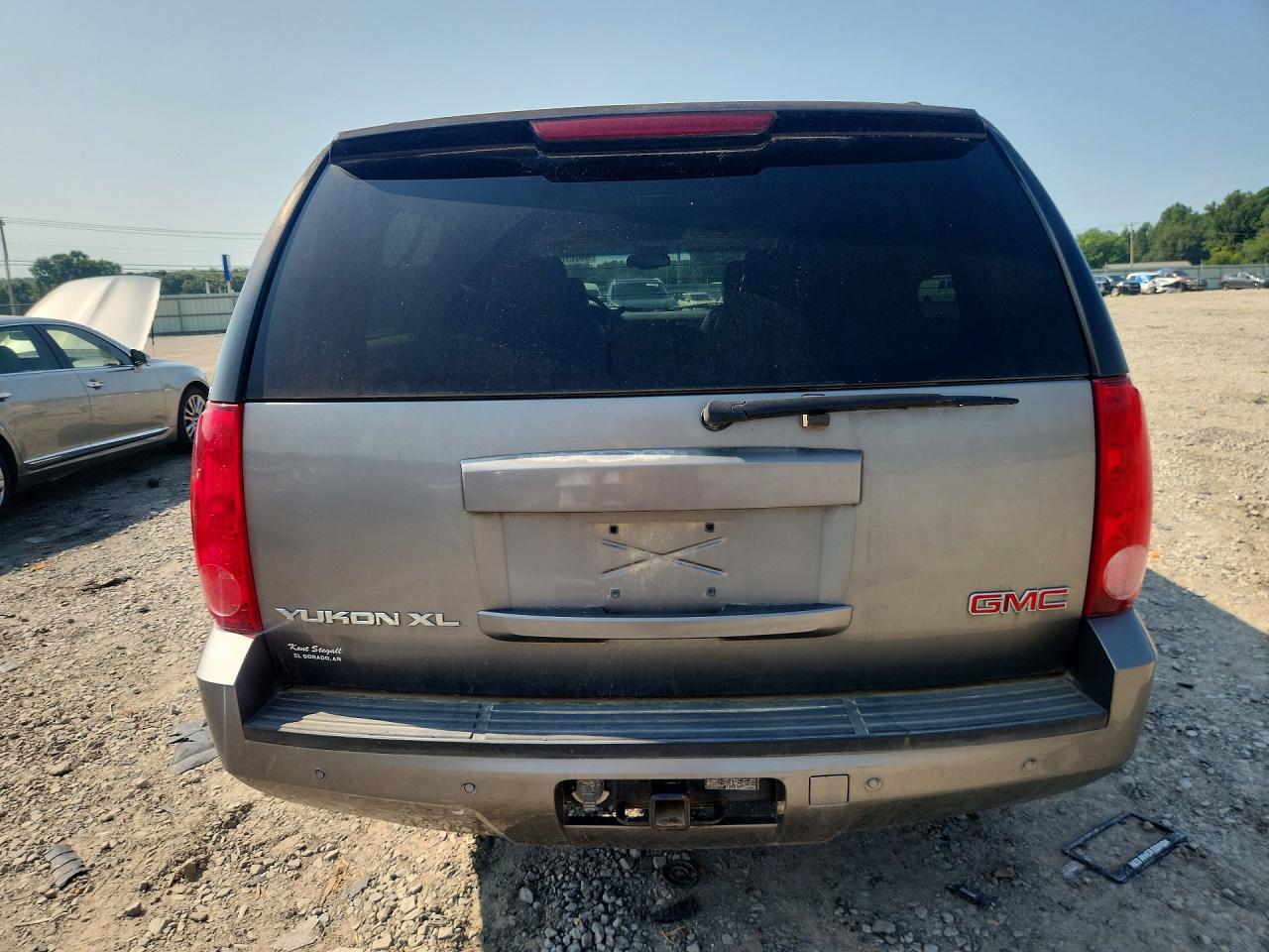 2008 Gmc Yukon Xl C1500 Gray vin: 1GKFC16J78R164736