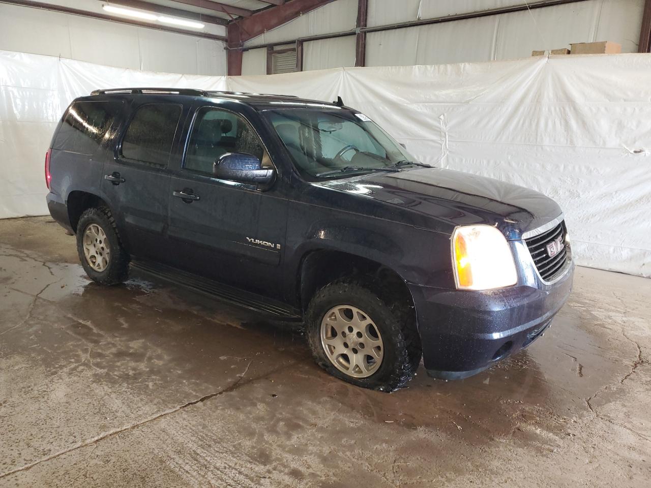 2009 Gmc Yukon Sle Blue vin: 1GKFC23C99R162595 Damage: Right Front Tire, Flat, Repair Required