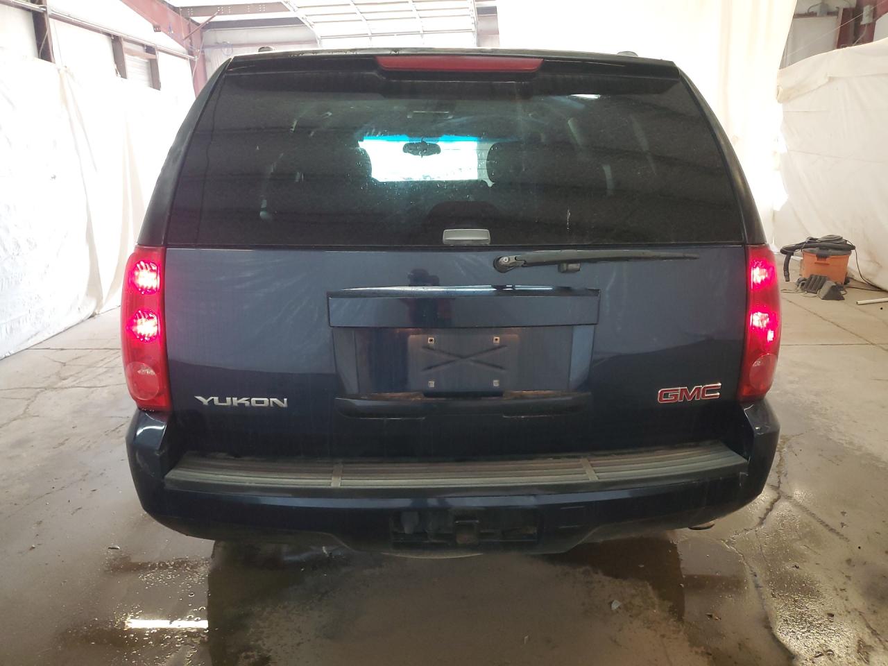 2009 Gmc Yukon Sle Blue vin: 1GKFC23C99R162595 Damage: Rear Bumper, Multiple Scratches Heavy, 3