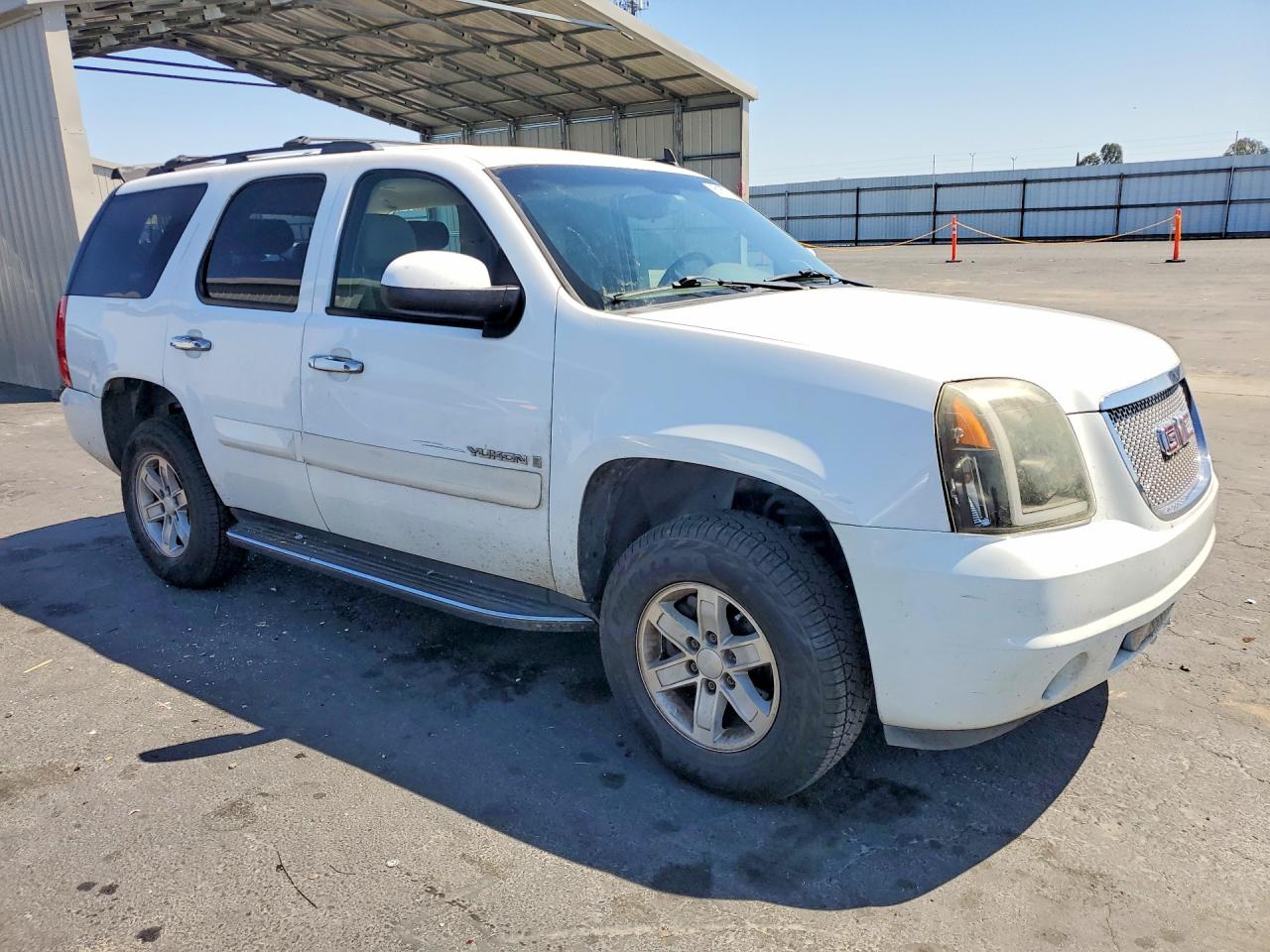2009 Gmc Yukon Sle White vin: 1GKFC23J29R214096