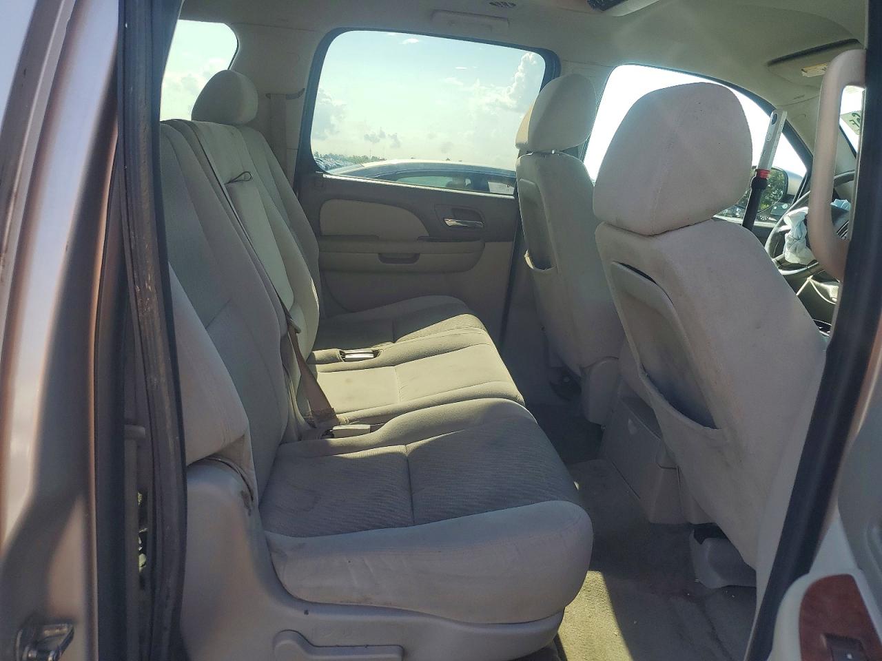 2009 Gmc Yukon Xl C1500 Sle Бежевый vin: 1GKFC26J59R207770