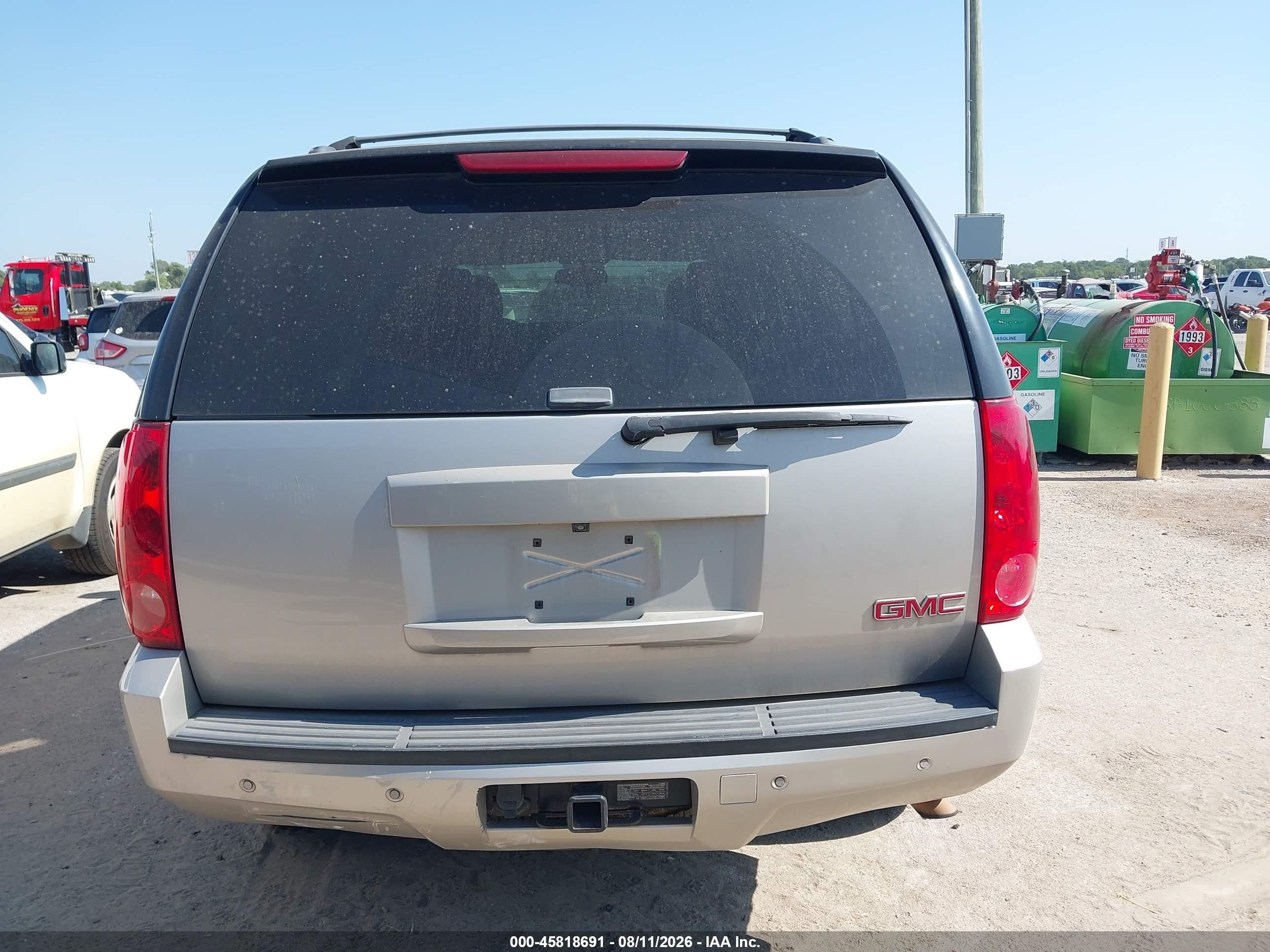 2009 Gmc Yukon Slt W/4sb Silver vin: 1GKFC33039R227565