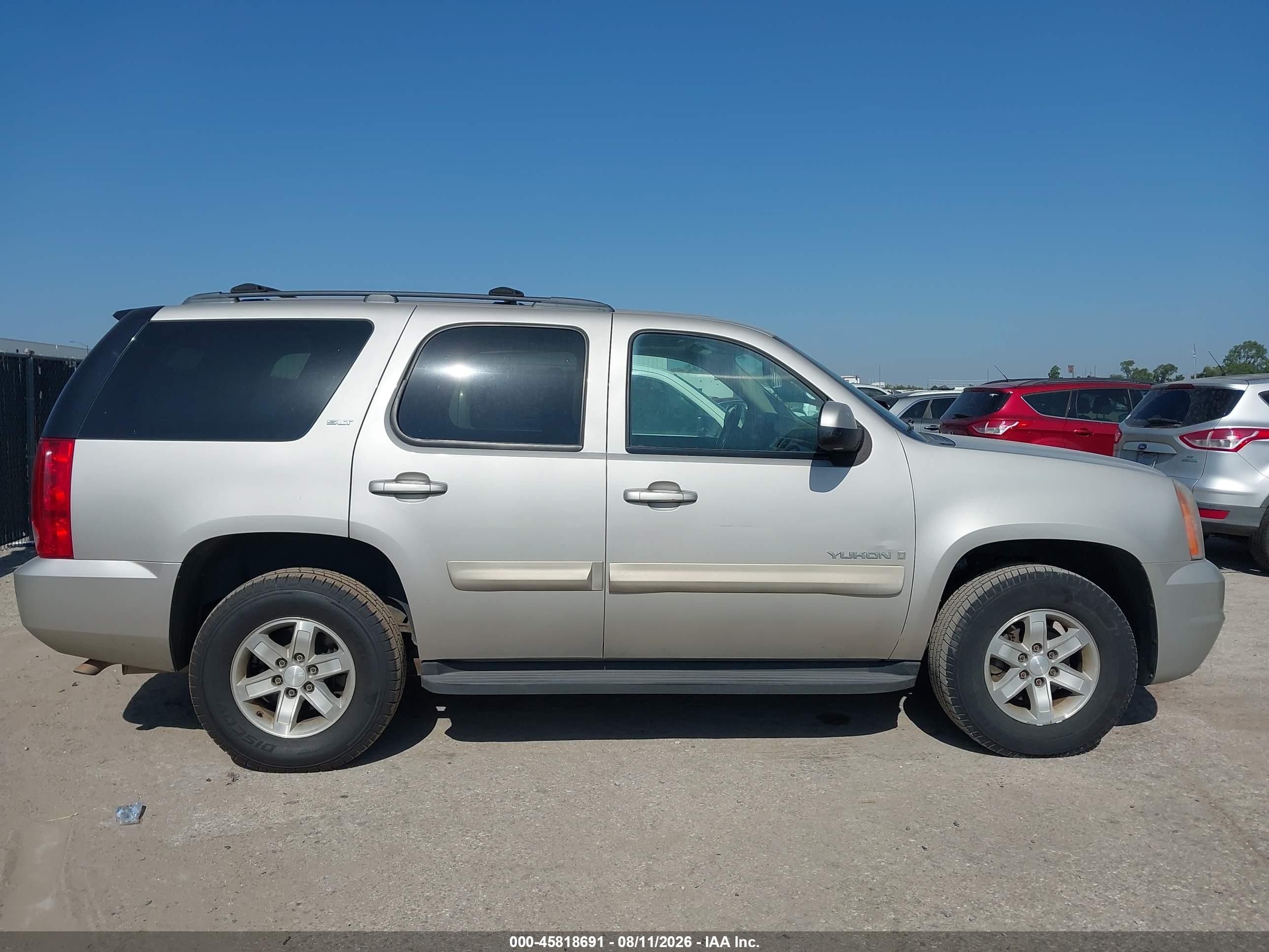 2009 Gmc Yukon Slt W/4sb Silver vin: 1GKFC33039R227565
