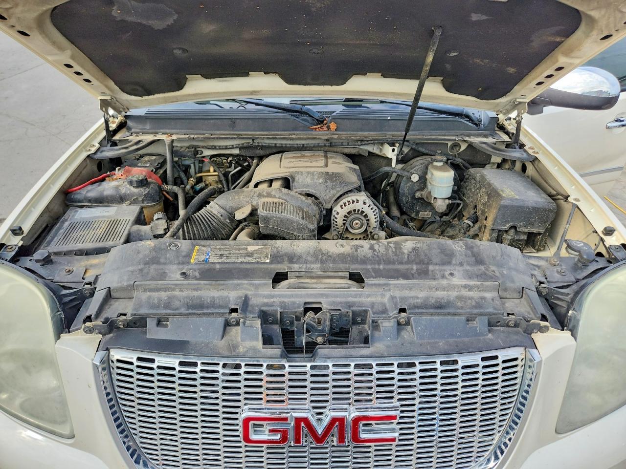 2009 Gmc Yukon Slt White vin: 1GKFC33J19R291015