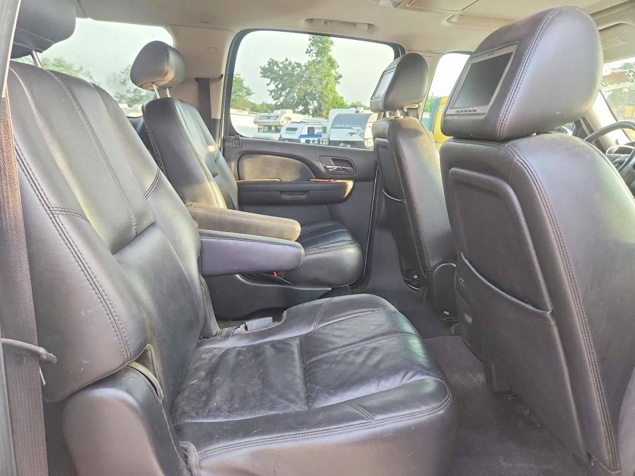 2009 Gmc Yukon Xl C1500 Slt White vin: 1GKFC36J49R217762
