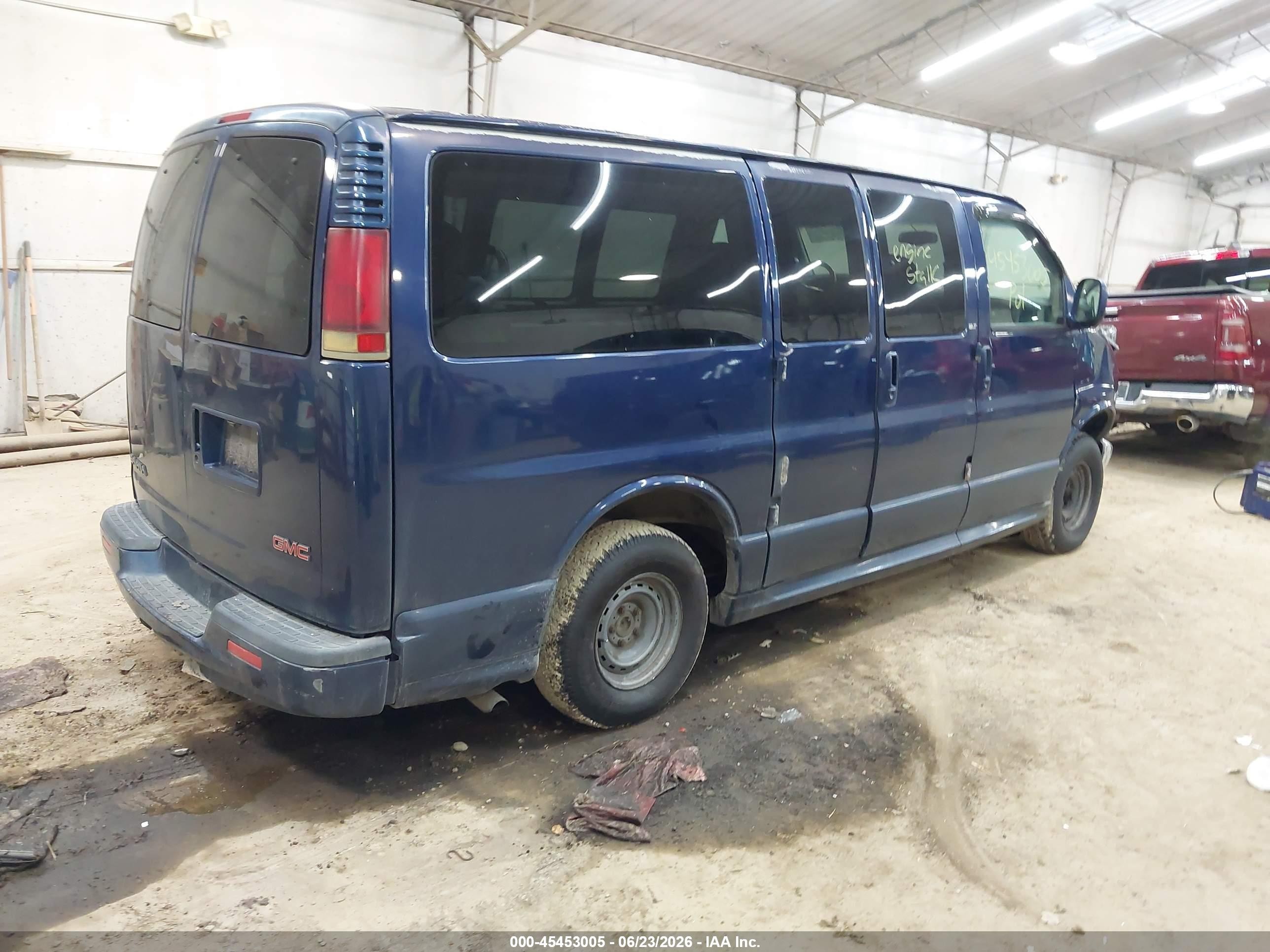 2001 Gmc Savana Slt   Синий vin: 1GKFG65R111228086