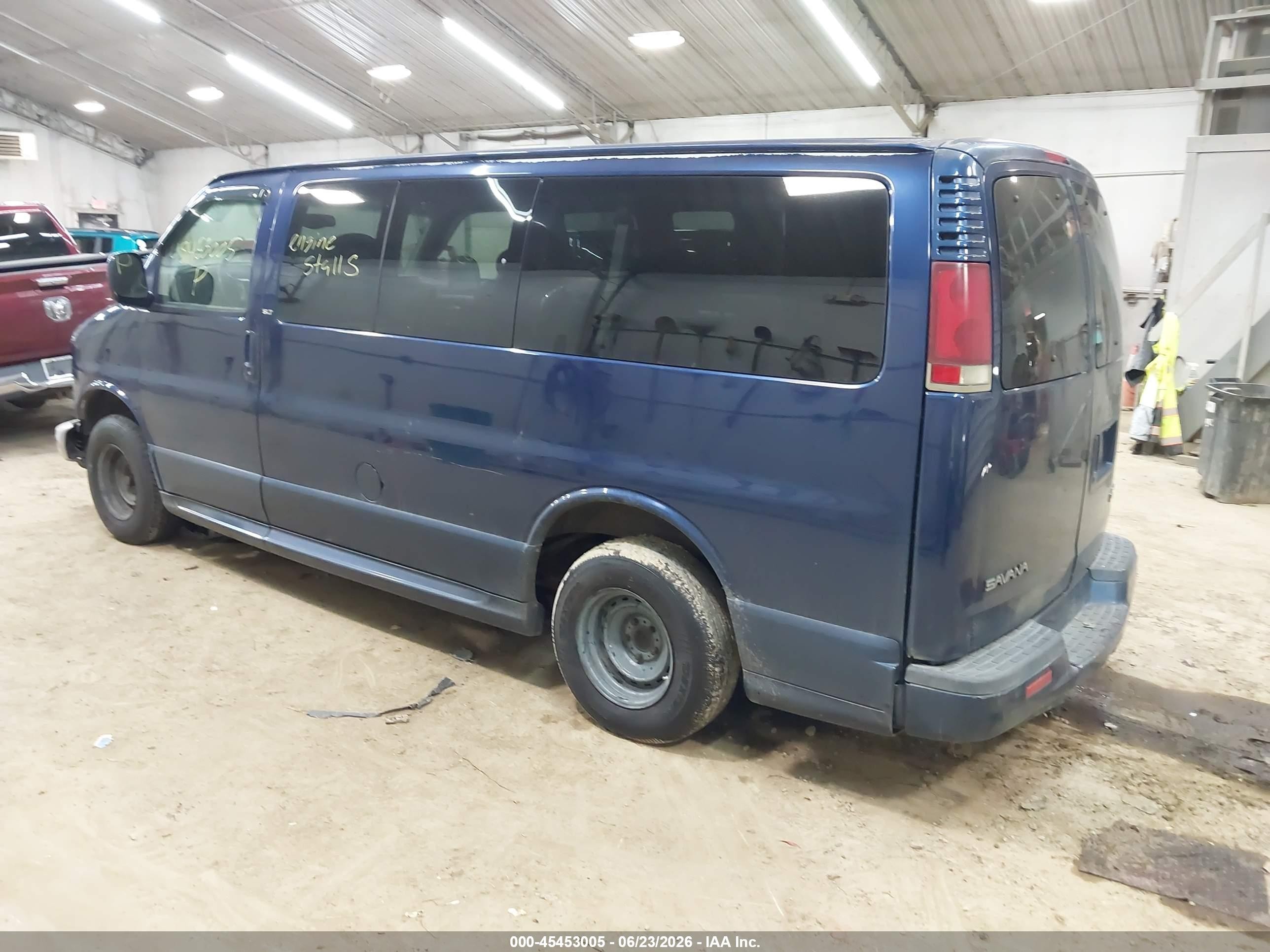 2001 Gmc Savana Slt   Синий vin: 1GKFG65R111228086