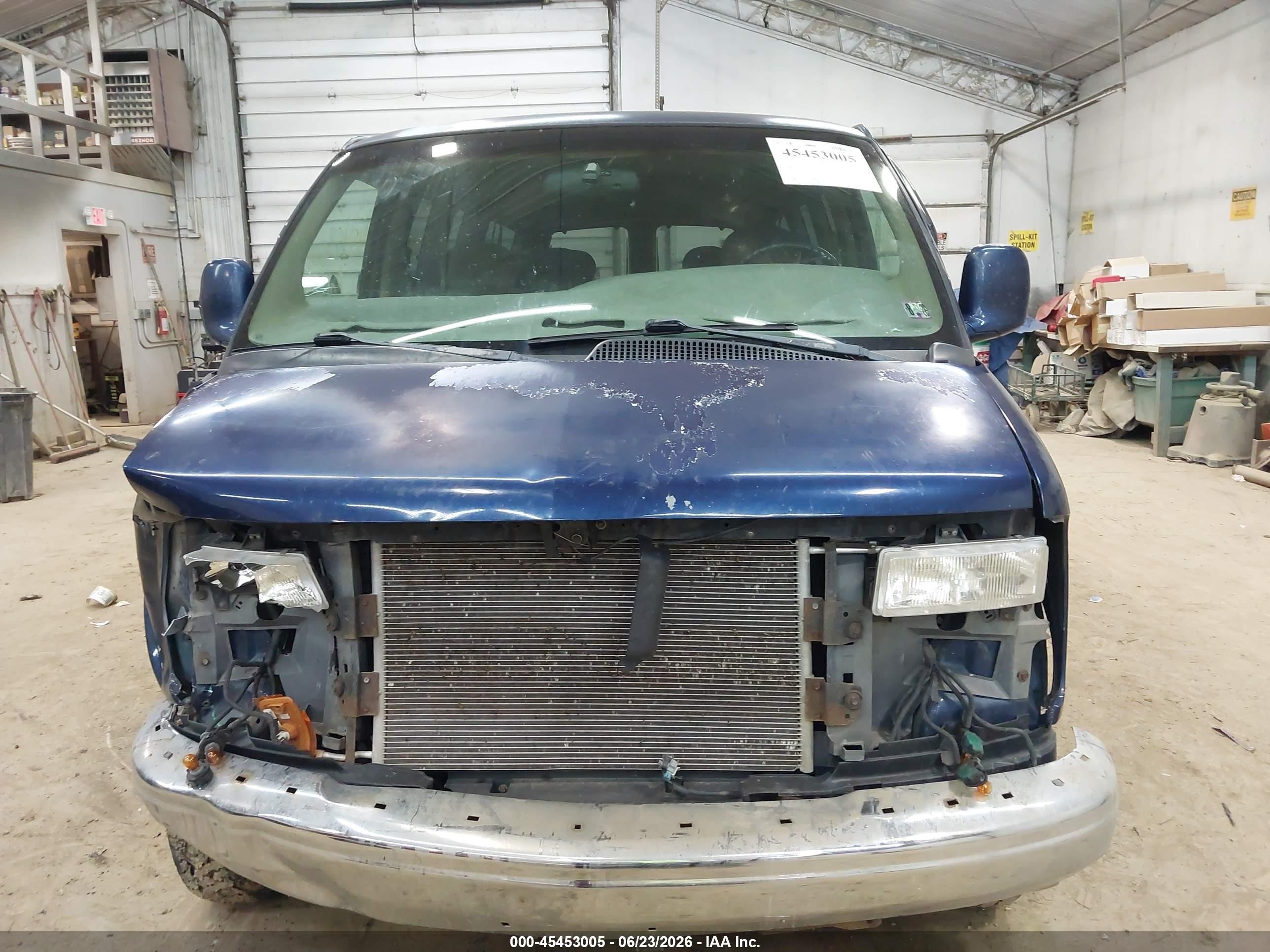 2001 Gmc Savana Slt   Синий vin: 1GKFG65R111228086