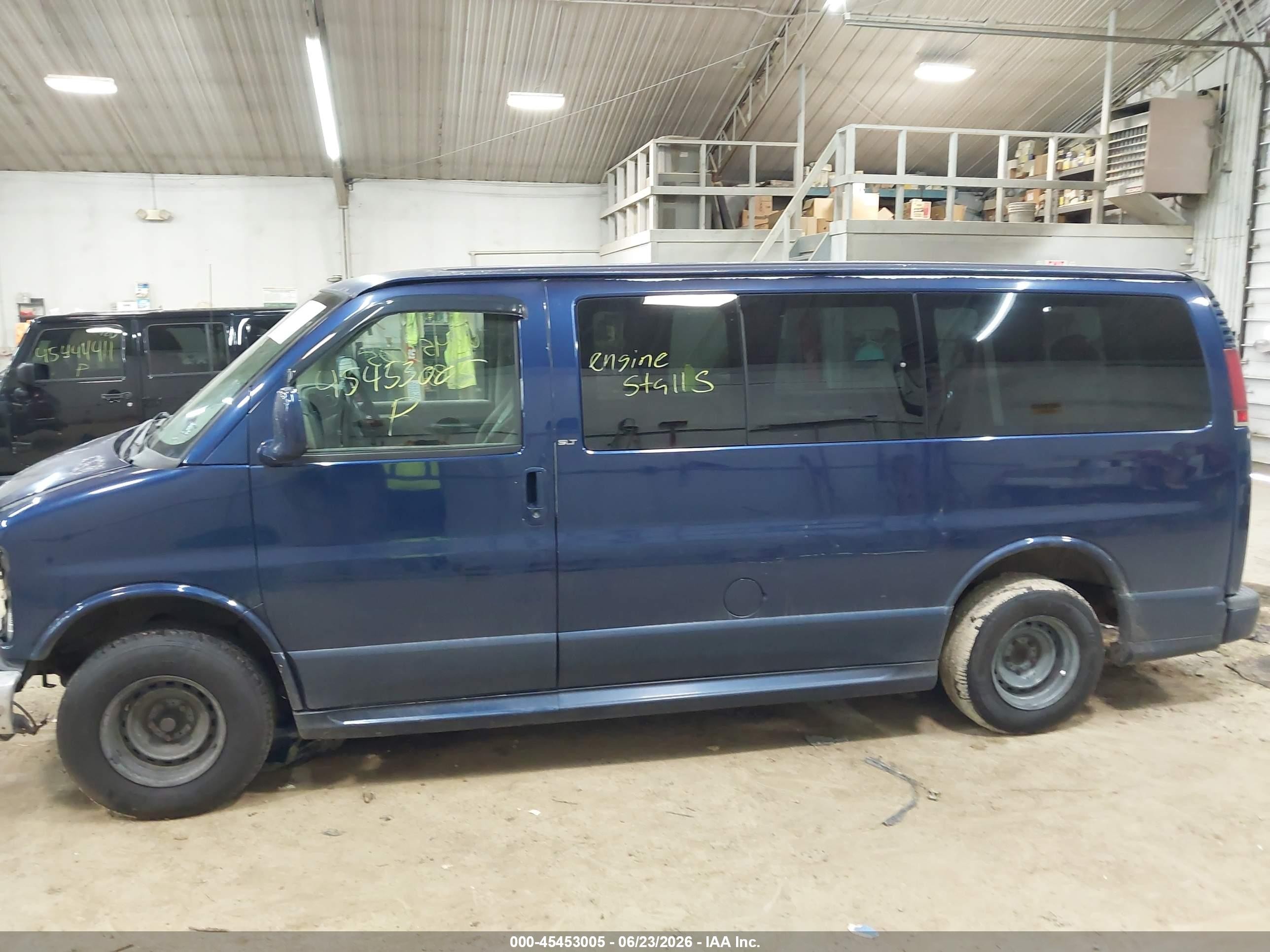 2001 Gmc Savana Slt   Синий vin: 1GKFG65R111228086