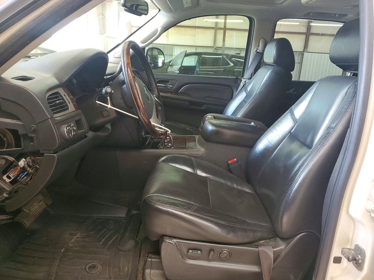 2009 Gmc Yukon Denali Cream vin: 1GKFK03219R270319