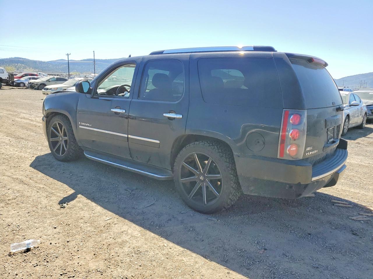 2009 Gmc Yukon Denali Black vin: 1GKFK03229R205639