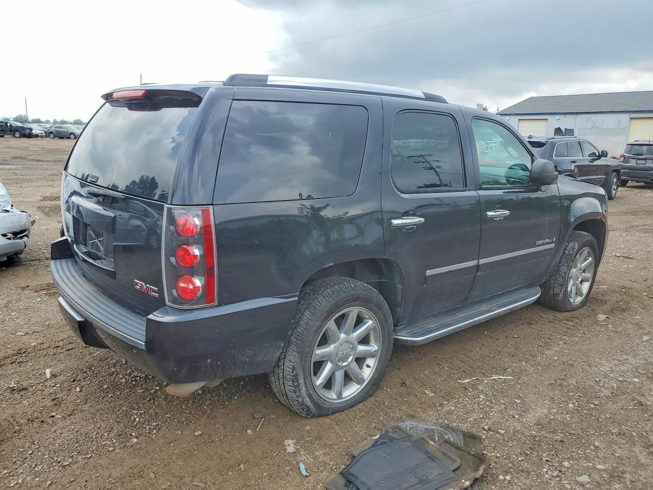 2009 Gmc Yukon Denali Black vin: 1GKFK03259J101080
