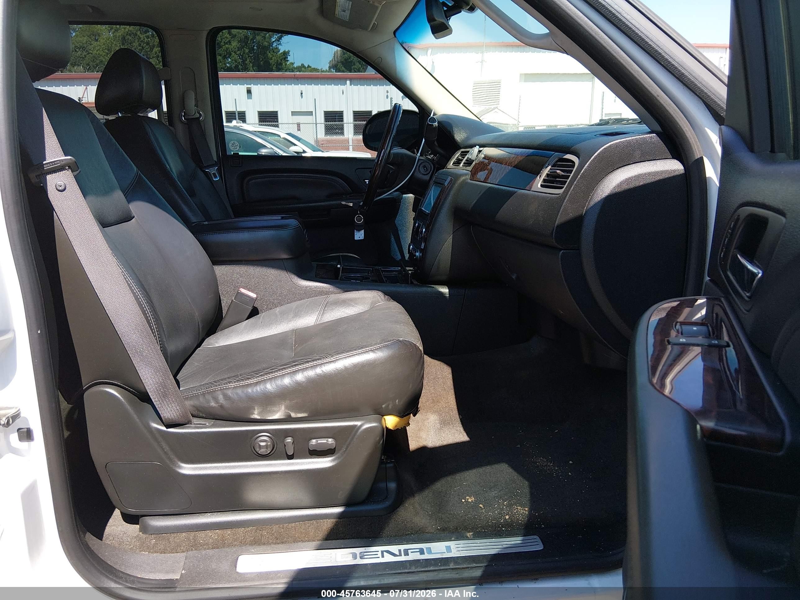 2009 Gmc Yukon Denali Denali White vin: 1GKFK03289R298070