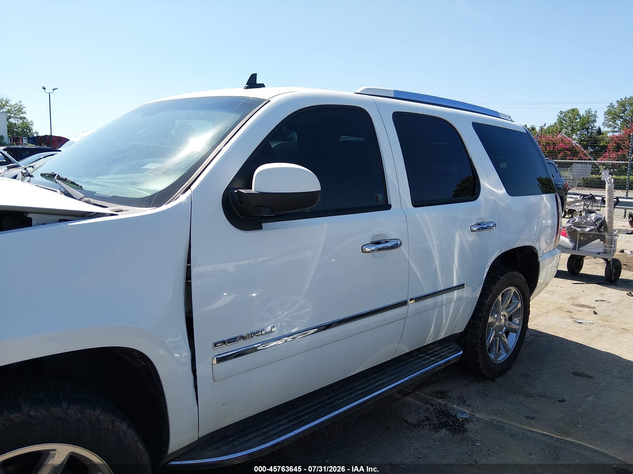 2009 Gmc Yukon Denali Denali White vin: 1GKFK03289R298070