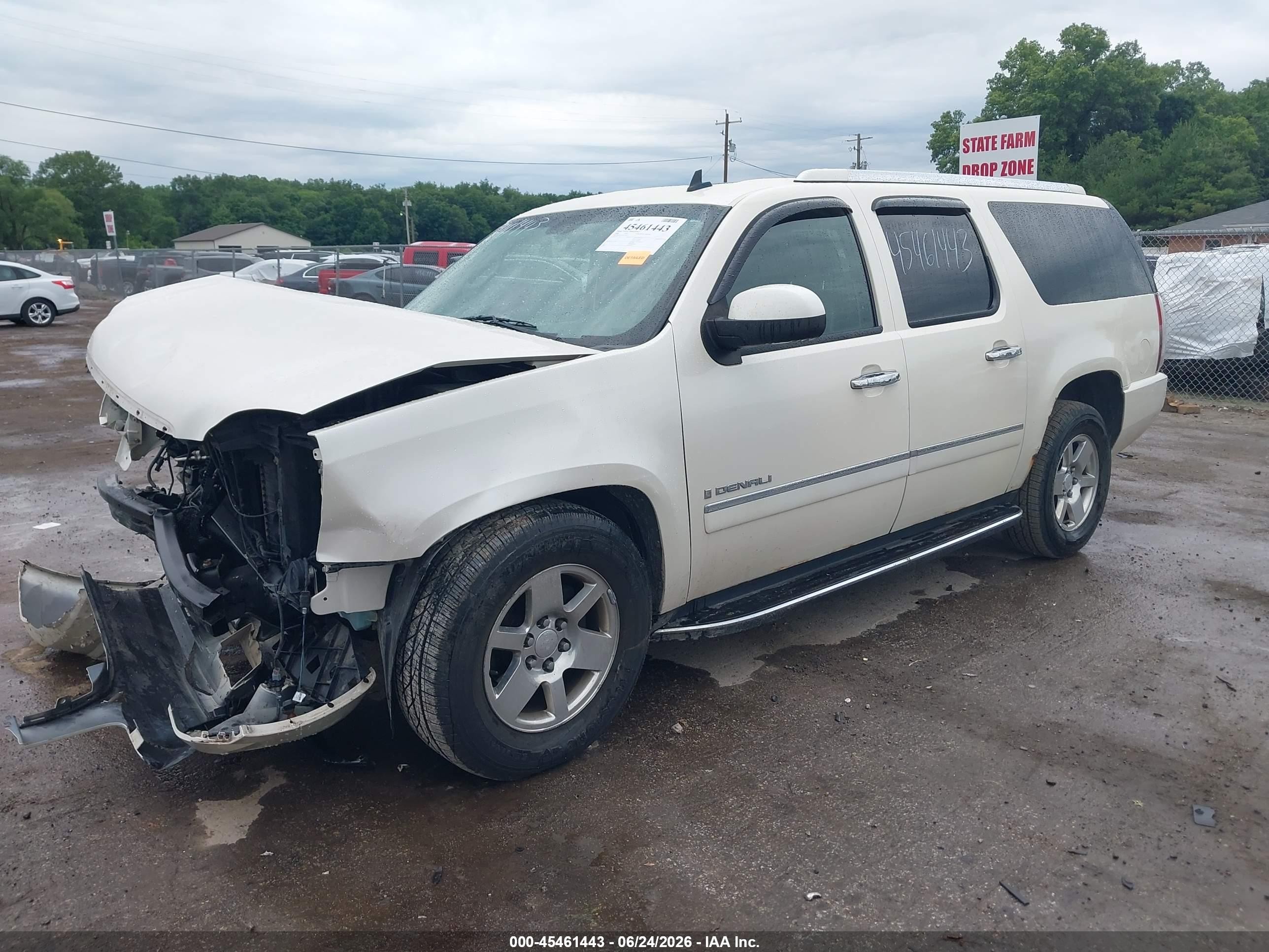 2009 Gmc Yukon Xl Denali Denali White vin: 1GKFK06209R177867