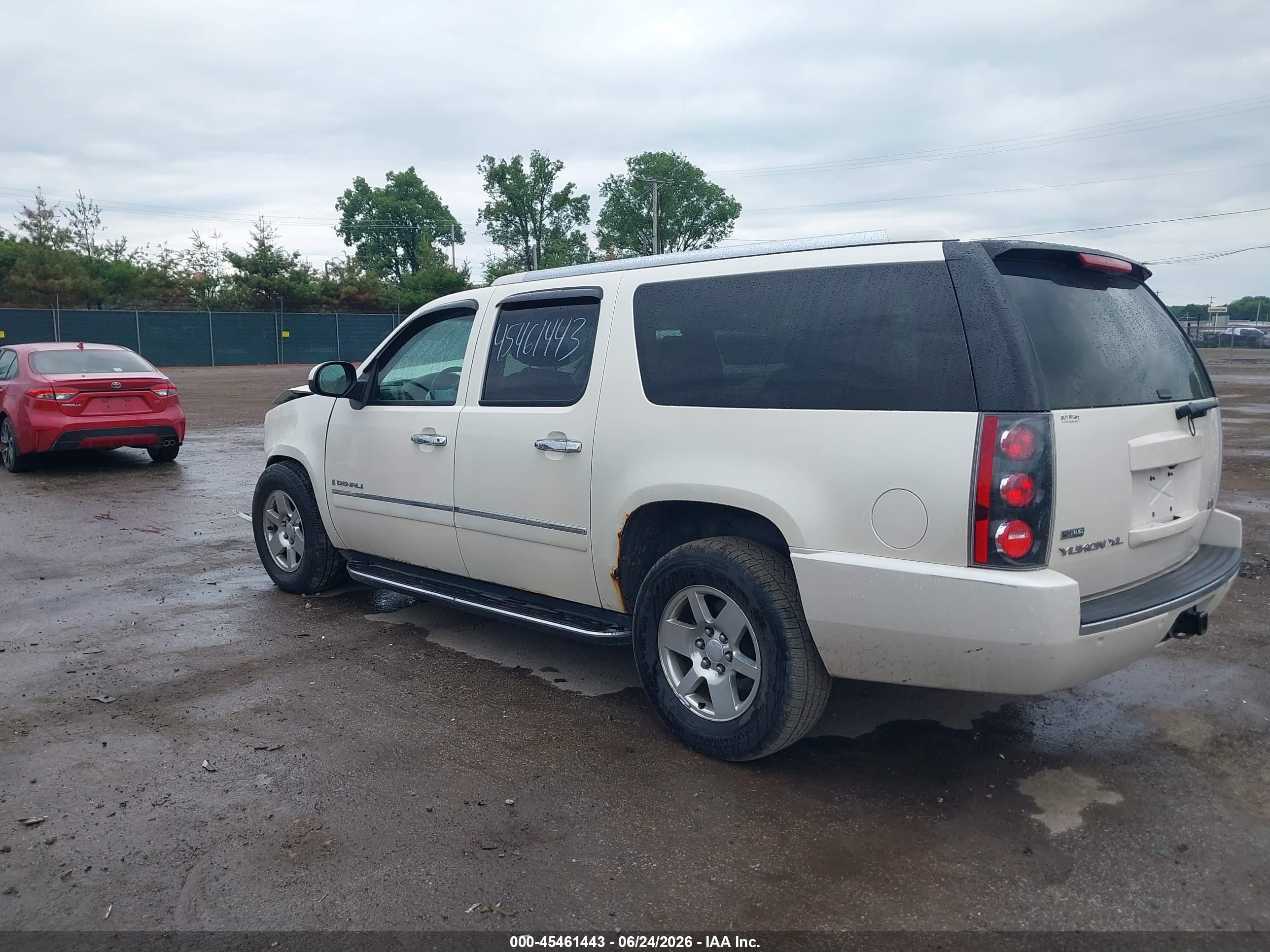2009 Gmc Yukon Xl Denali Denali White vin: 1GKFK06209R177867