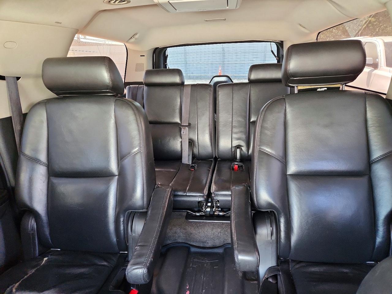 2009 Gmc Yukon Xl Denali White vin: 1GKFK06209R209541
