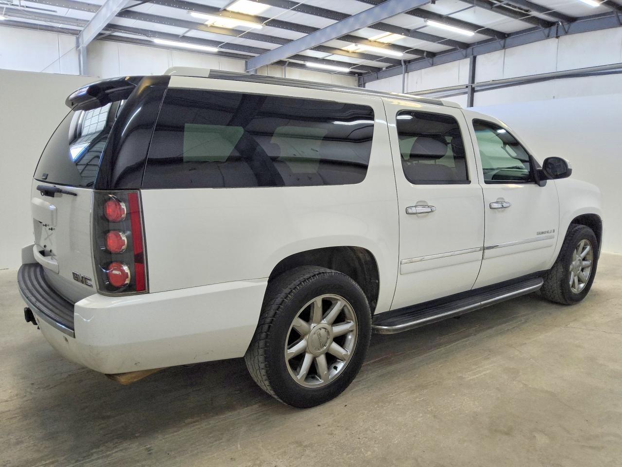 2009 Gmc Yukon Xl Denali White vin: 1GKFK06219J112962