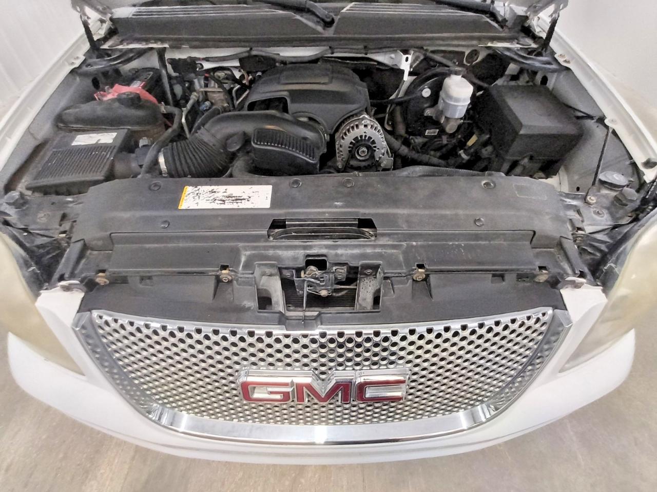 2009 Gmc Yukon Xl Denali White vin: 1GKFK06219J112962