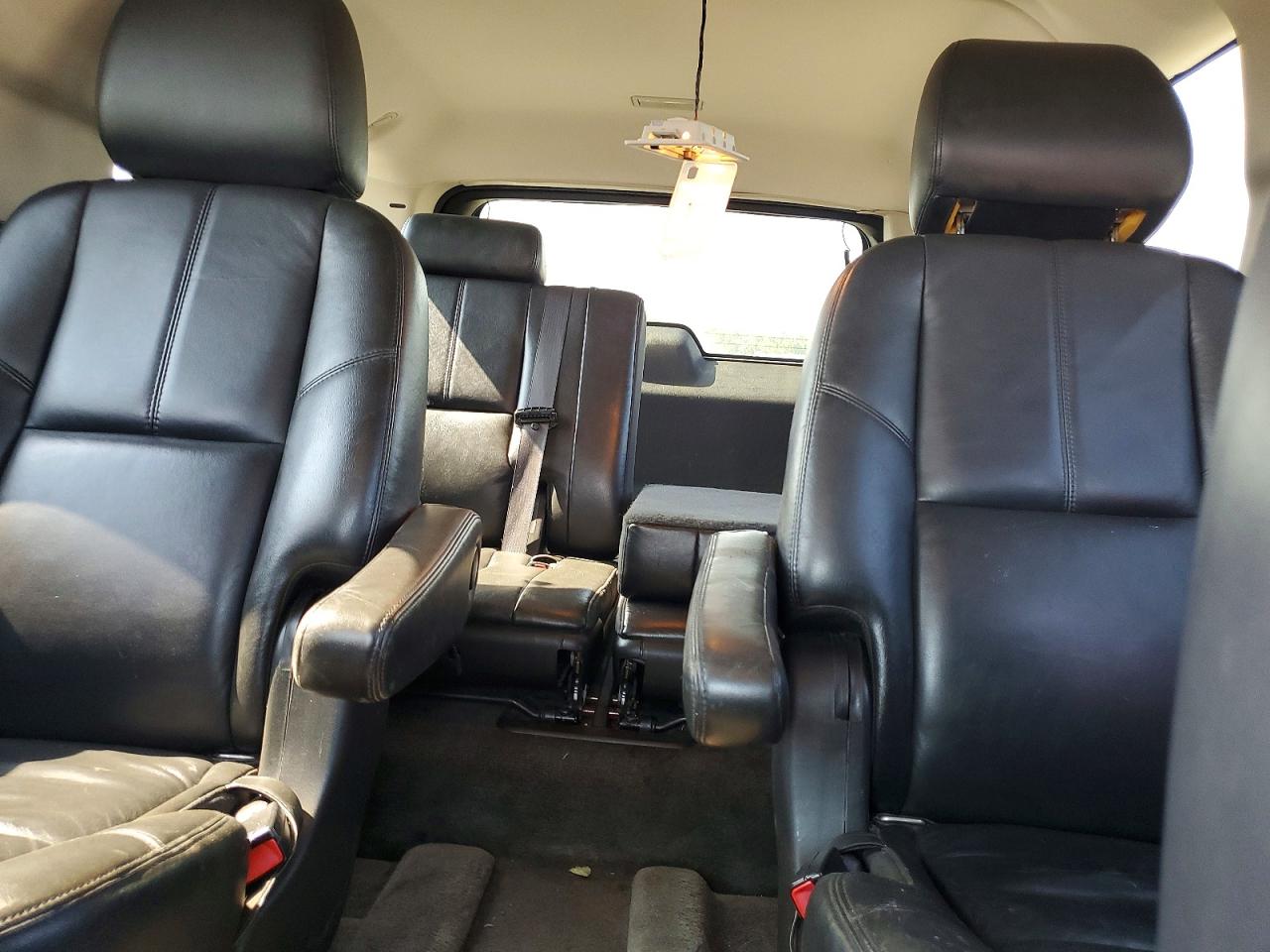 2009 Gmc Yukon Xl Denali Burgundy vin: 1GKFK06249J122157