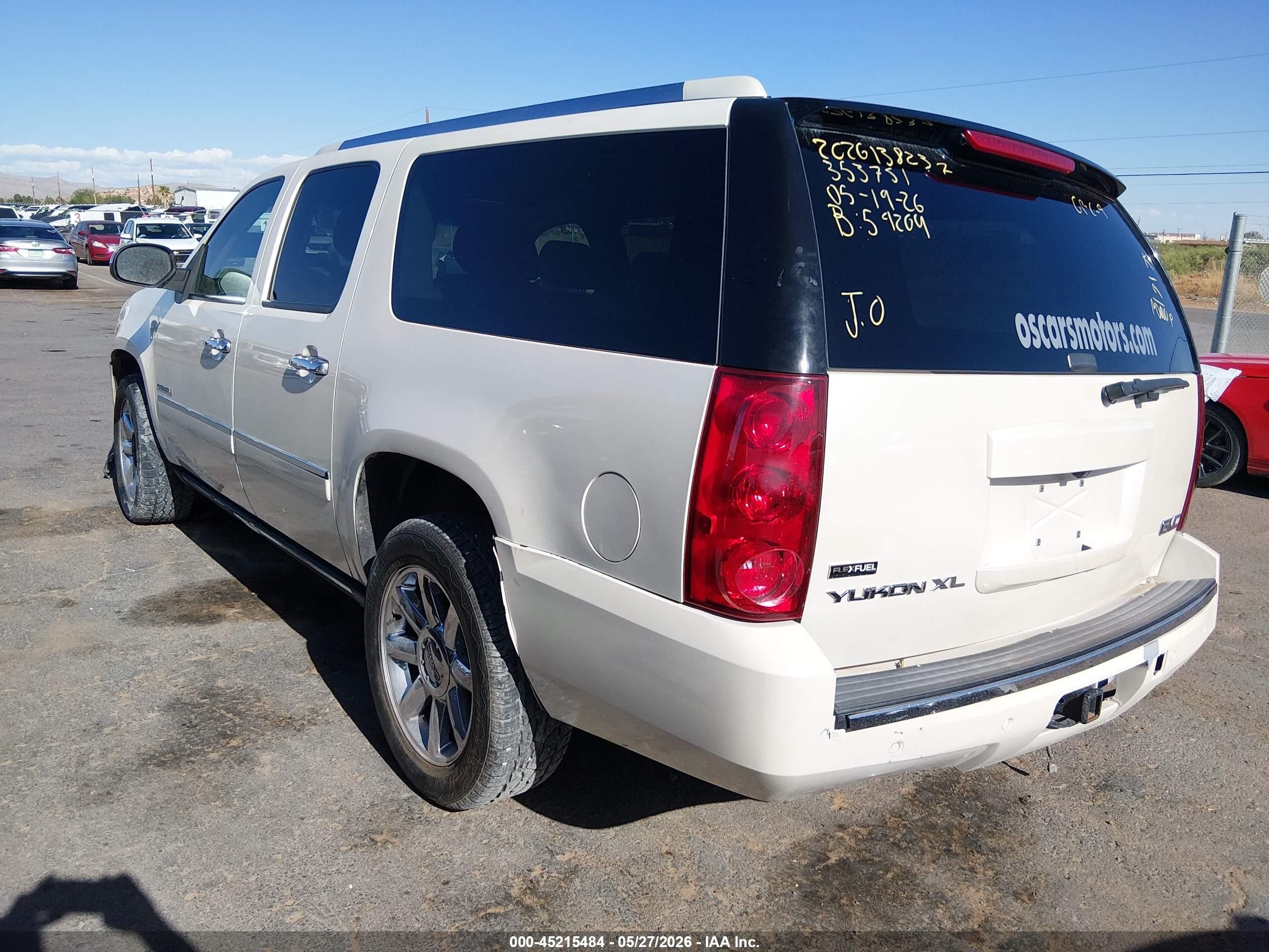 2009 Gmc Yukon Xl 1500 Denali White vin: 1GKFK06249R294075