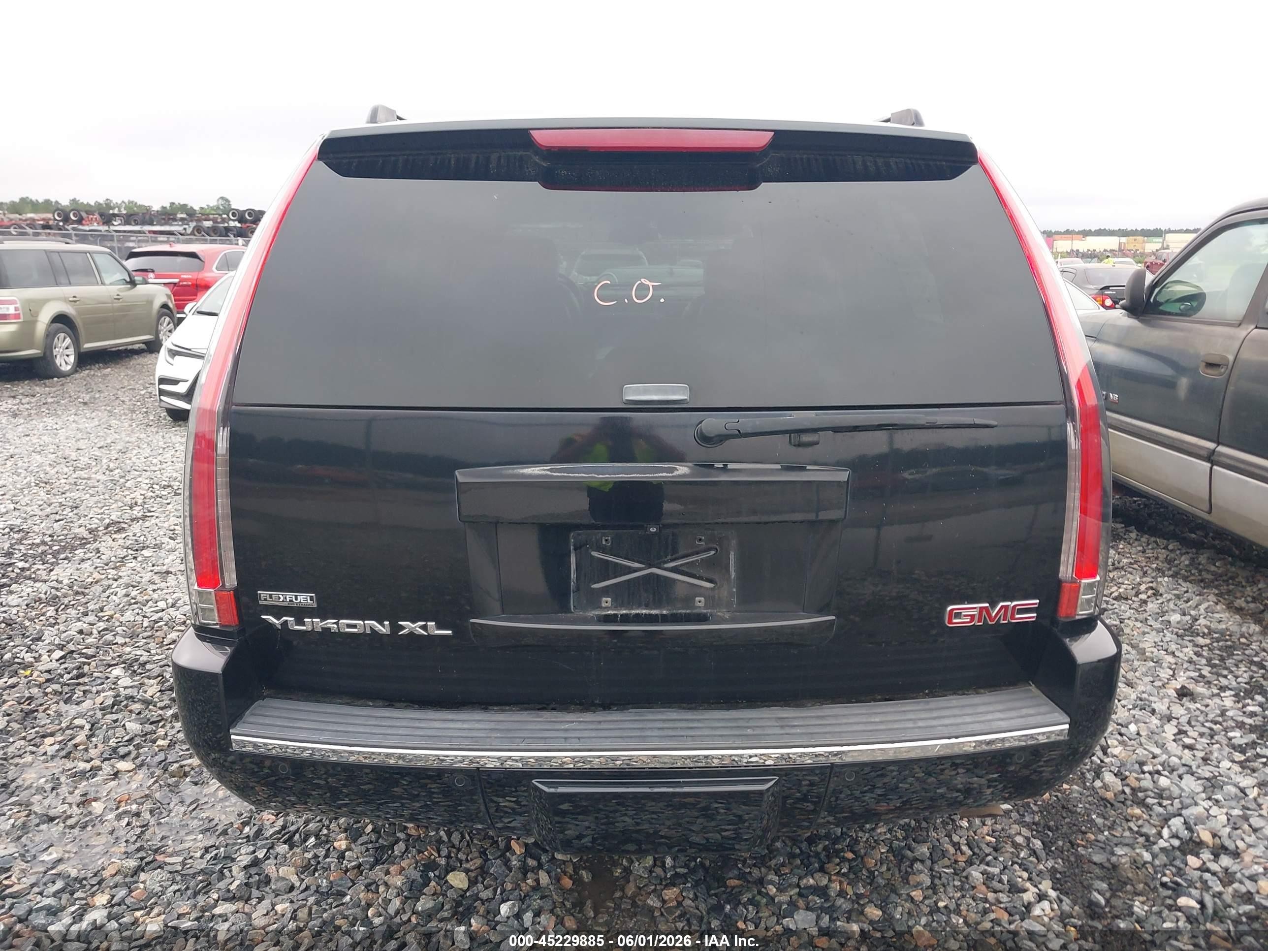 2009 Gmc Yukon Xl 1500 Denali Black vin: 1GKFK06269R240163
