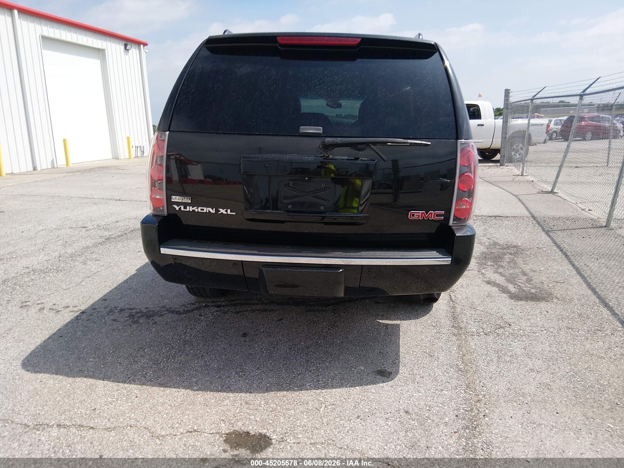 2009 Gmc Yukon Xl 1500 Denali Black vin: 1GKFK062X9R155276