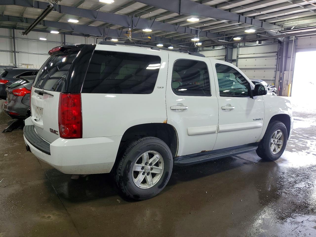2007 Gmc Yukon White vin: 1GKFK13007J323477