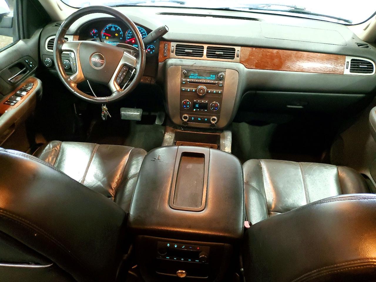 2007 Gmc Yukon White vin: 1GKFK13007J323477