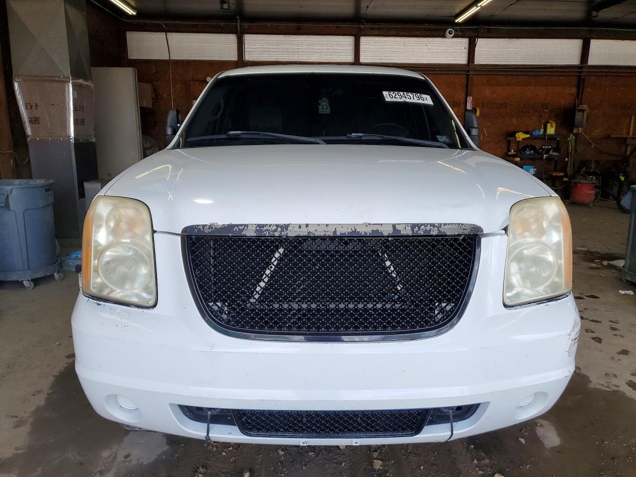 2007 Gmc Yukon White vin: 1GKFK13007R261046
